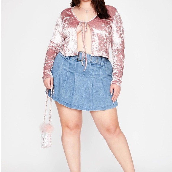 NWT SIZE 2X Dolls Kill Velvet Tie Top! - Picture 4 of 4